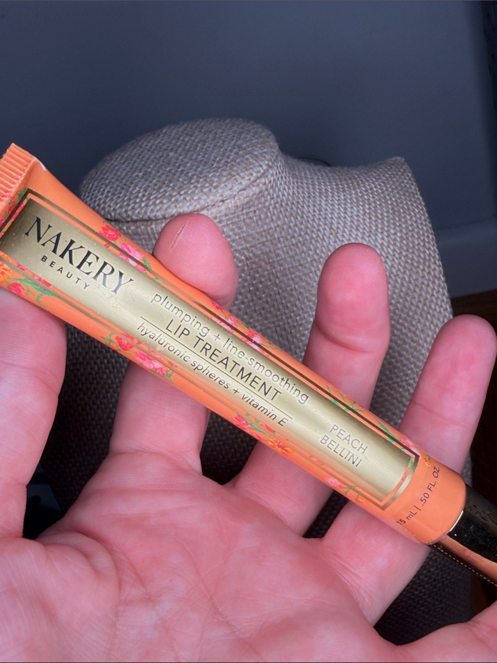 Nakeryplumping and line smoothing lip treatment in peach Bellini
